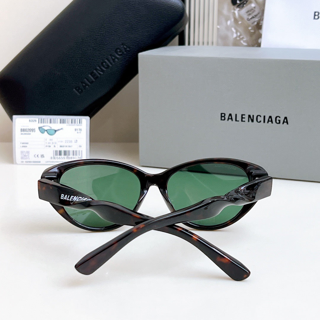 Inspired Balenciaga BB0209SA – Tortoise Cat-Eye Sunglasses (1:1 Mirror Quality)