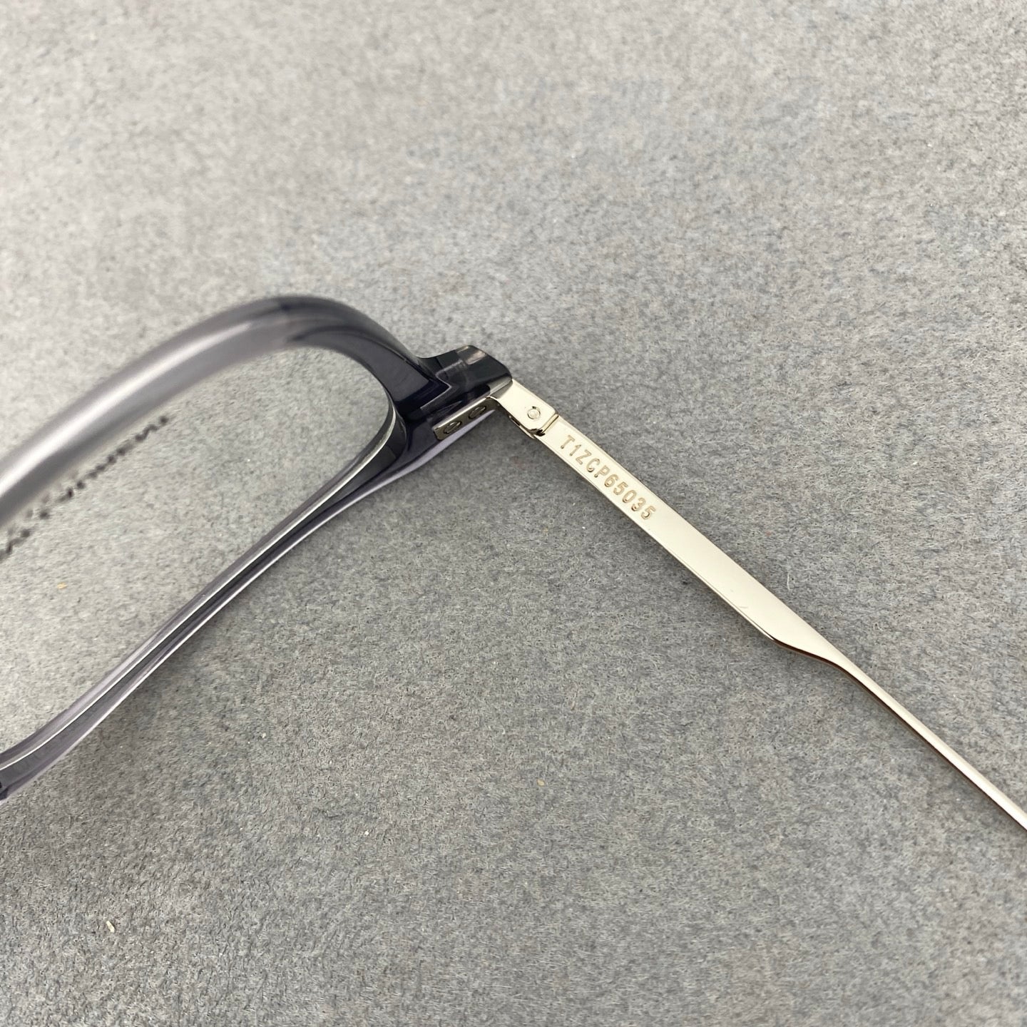 Inspired Saint Laurent SL577 – Acetate & Metal Unisex Eyeglasses (1:1 Mirror Quality)