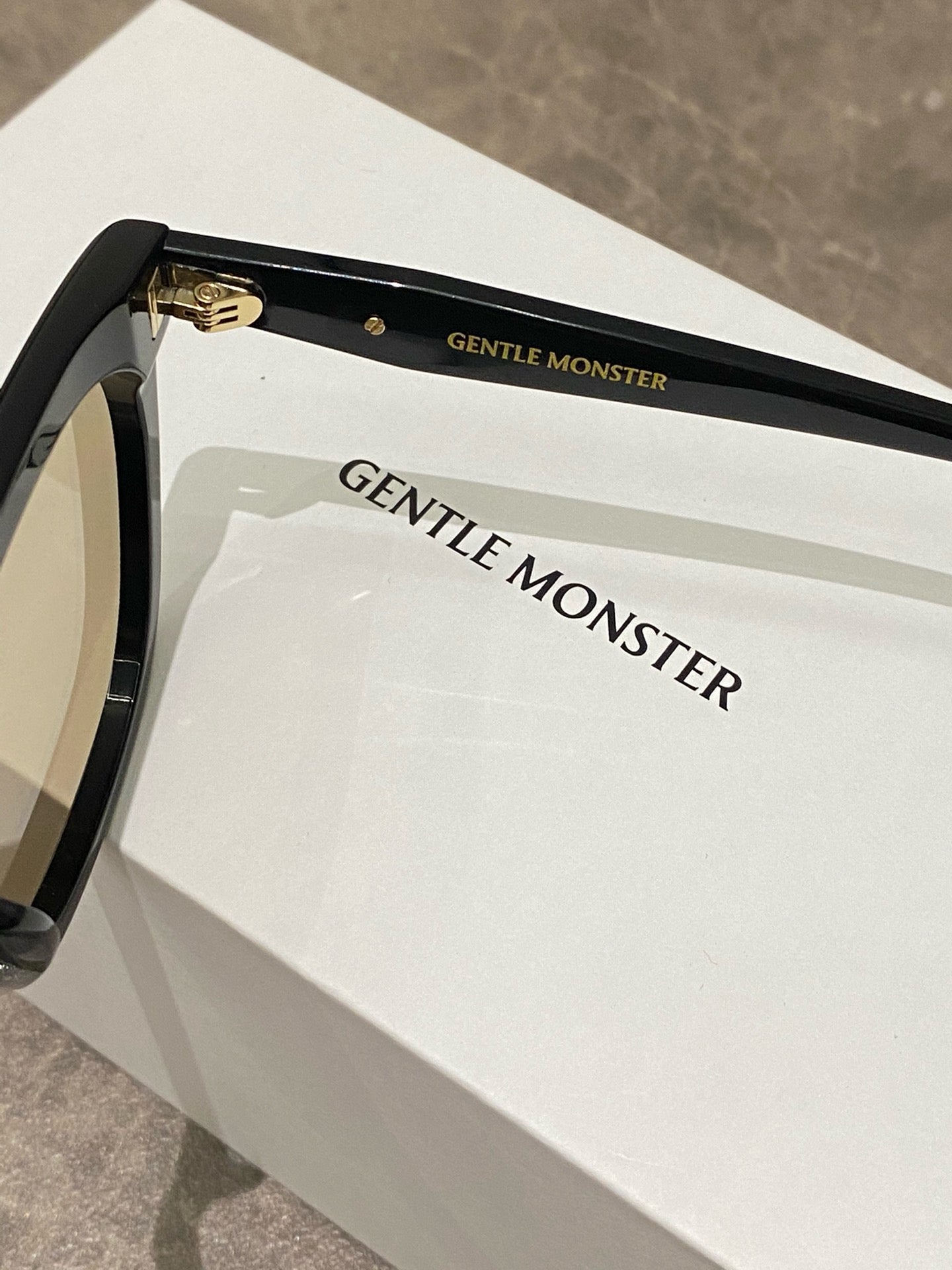 Gentle Monster Loloe 01 (BR) – Black Acetate Square Sunglasses (Inspired, 1:1 Mirror Quality)
