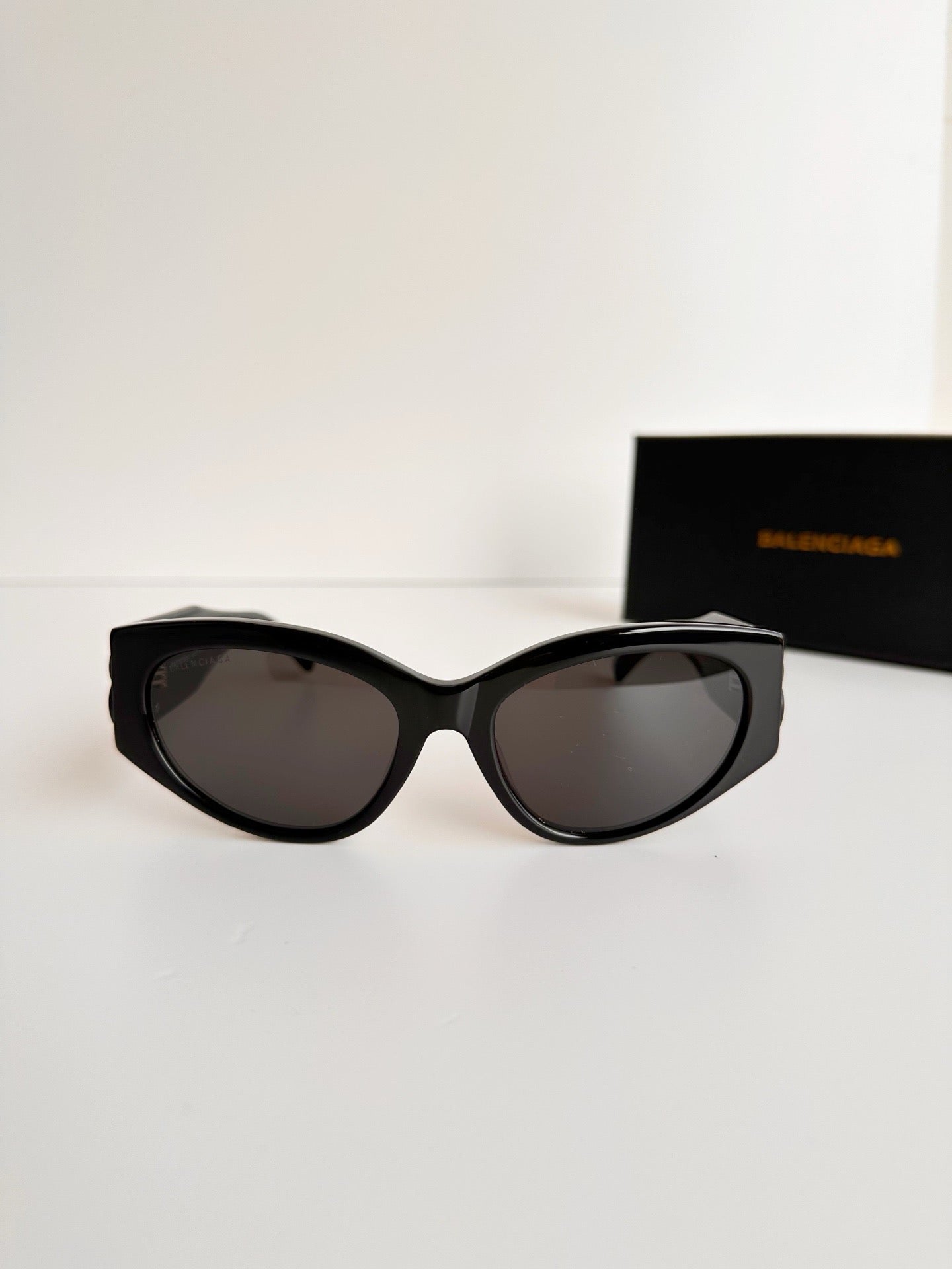 Inspired Balenciaga BB0324SK – Black Oversized Cat-Eye Sunglasses (1:1 Mirror Quality)