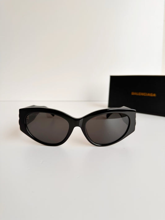 Inspired Balenciaga BB0324SK – Black Oversized Cat-Eye Sunglasses (1:1 Mirror Quality)