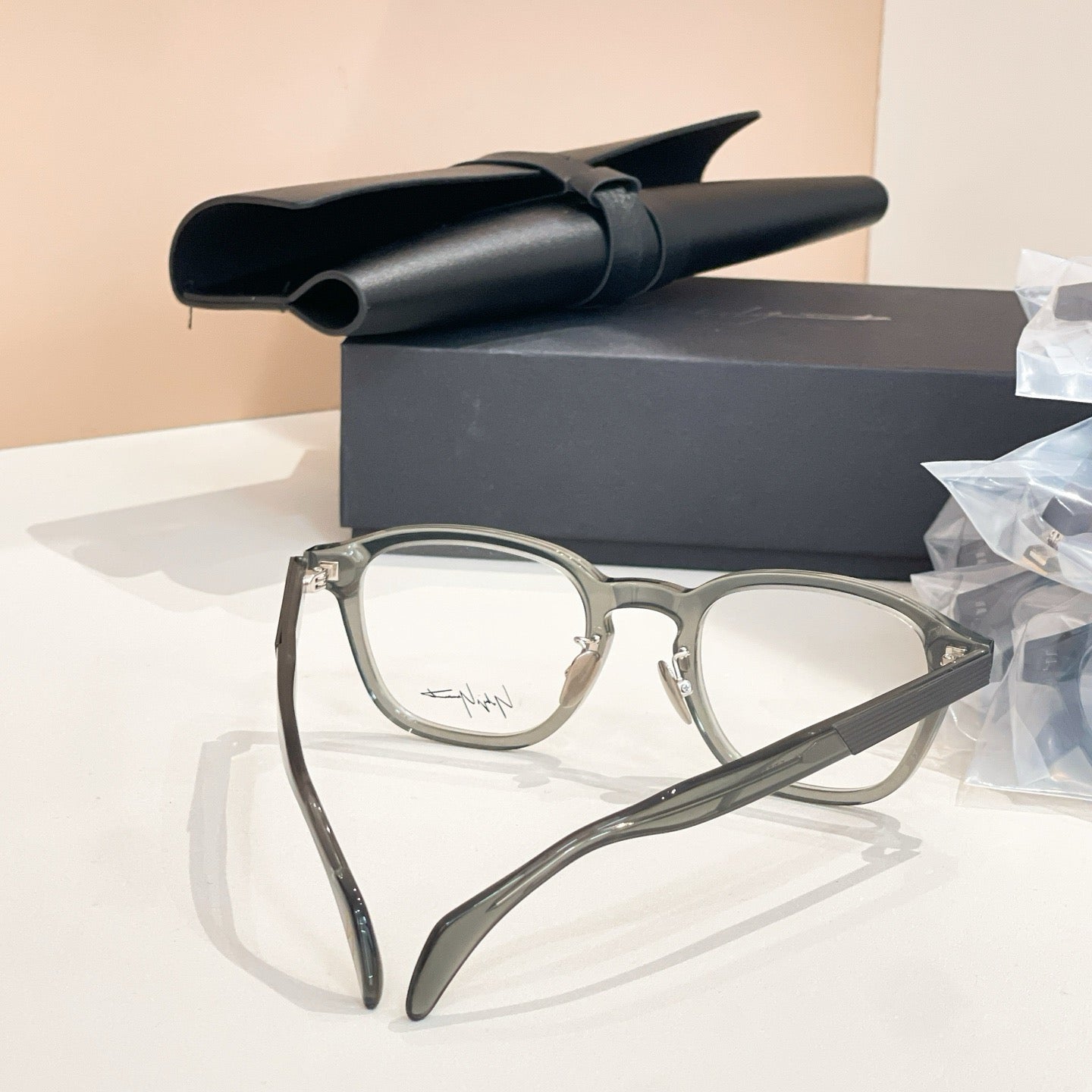 Model: 19-1006 Clear Grey Eyeglasses -Inspired Yohji Yamamoto