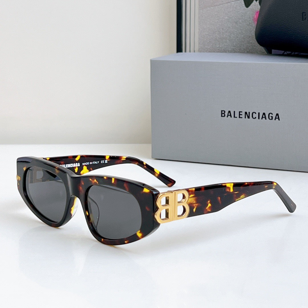 Inspired Balenciaga BB0095 – Tortoise Rectangle Sunglasses with Gold Logo (1:1 Mirror Quality)
