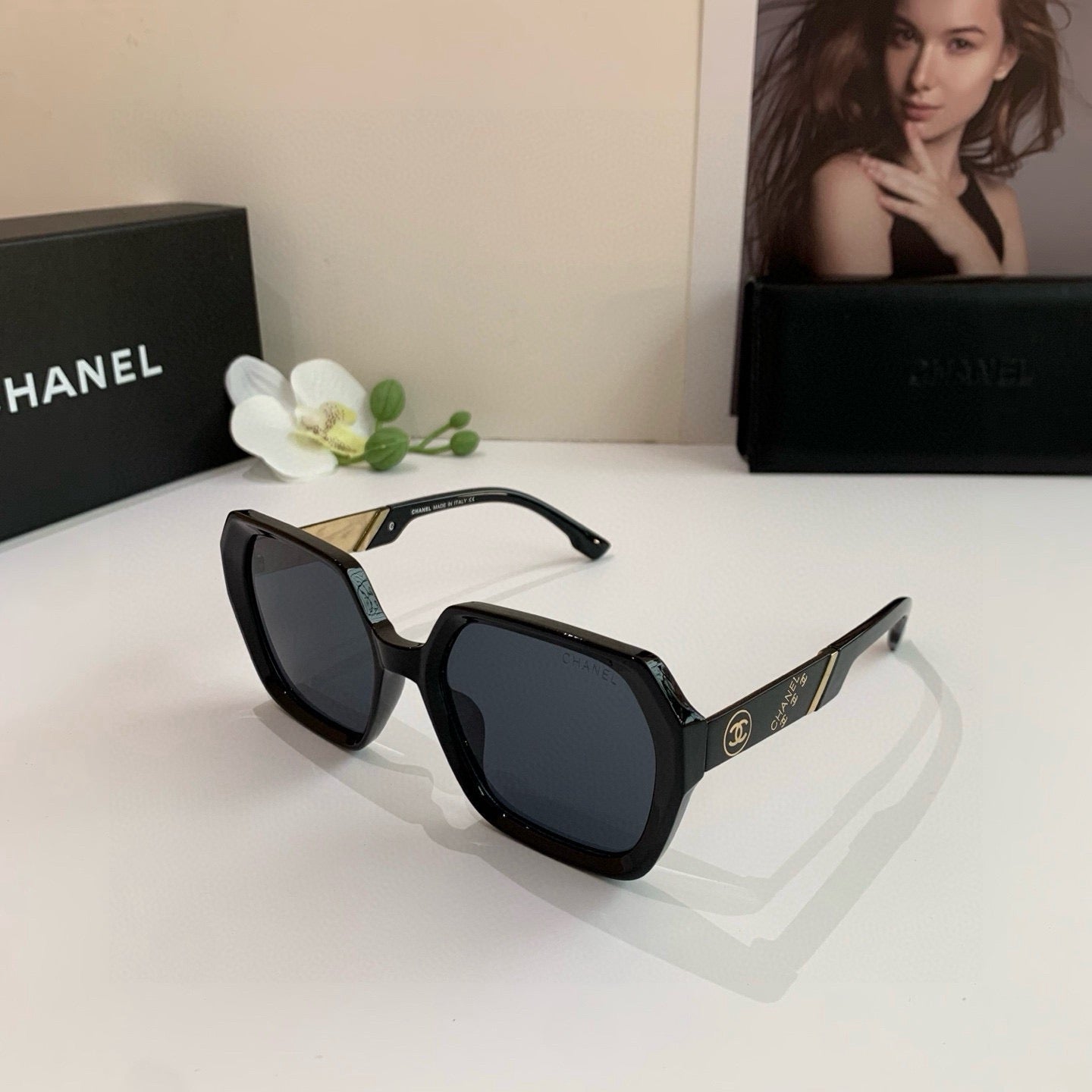 Inspired Chanel 40228 – Oversized Geometric Sunglasses (1:1 Mirror Quality)