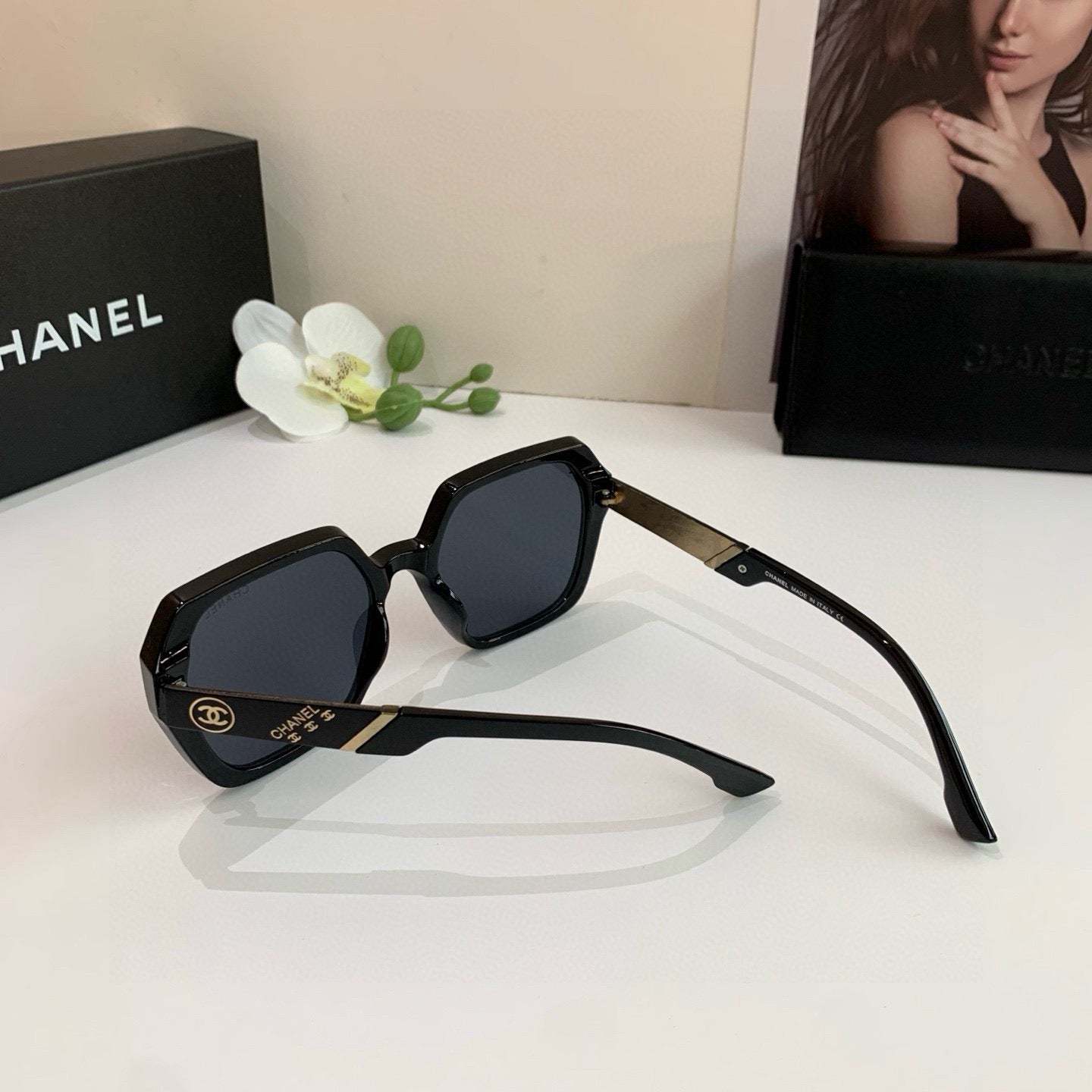Inspired Chanel 40228 – Oversized Geometric Sunglasses (1:1 Mirror Quality)