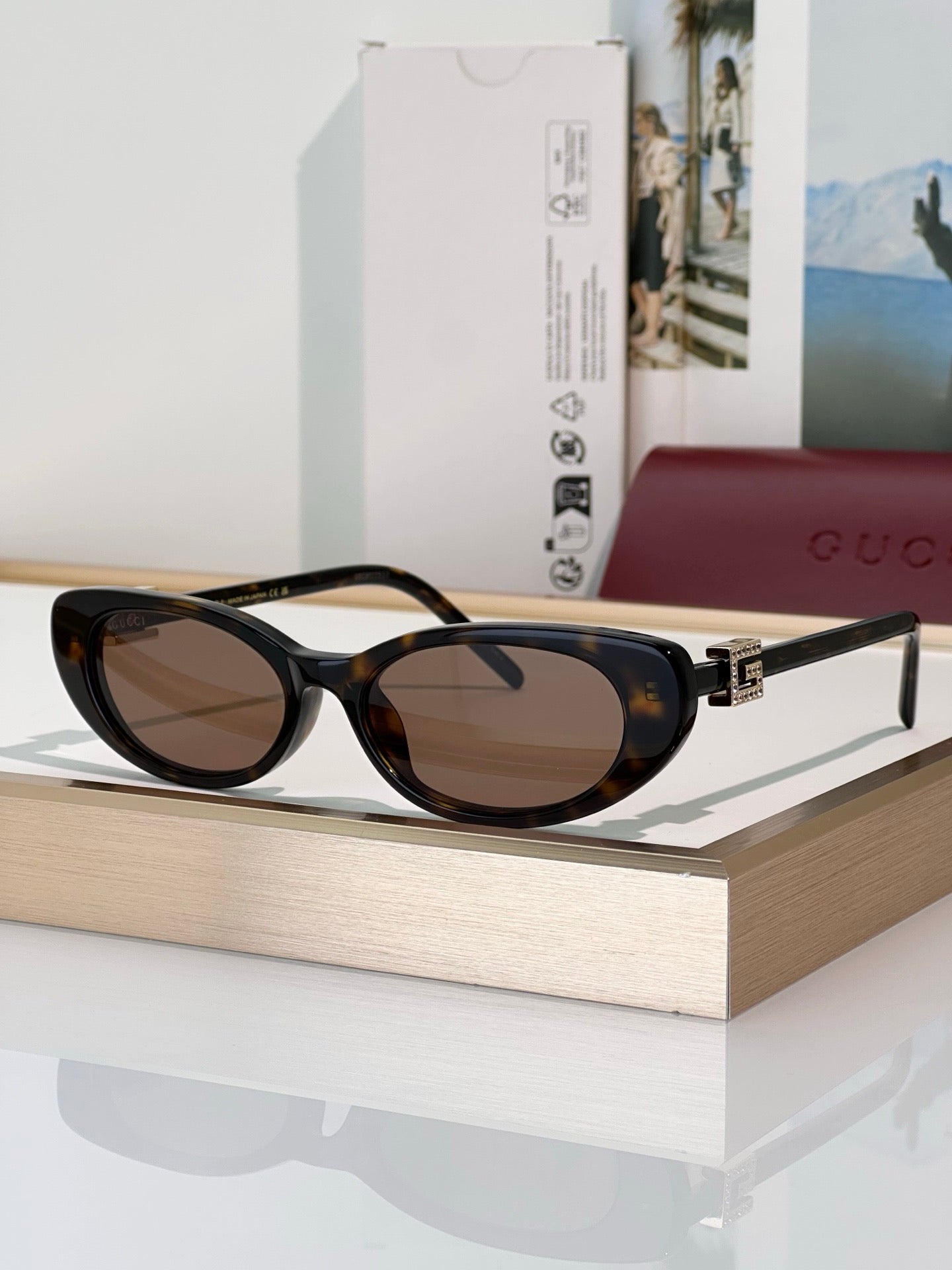 GG1680S Inspired Oval Cat-Eye Sunglasses – Slim Retro Frame with Signature G Logo