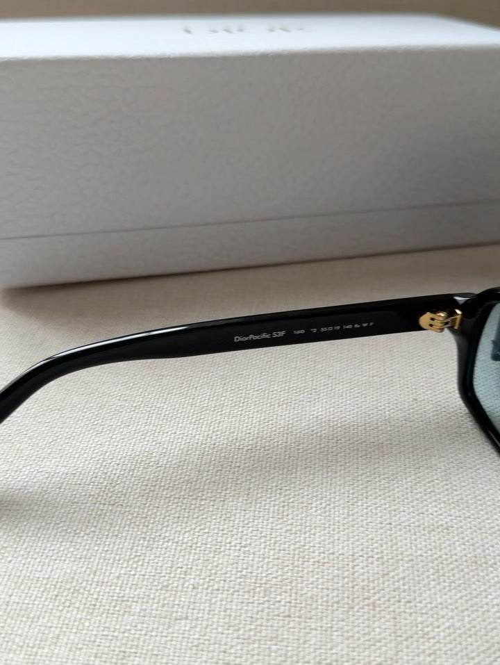 Inspired DiorPacific S3F – Slim Rectangular Sunglasses (1:1 Mirror Quality)
