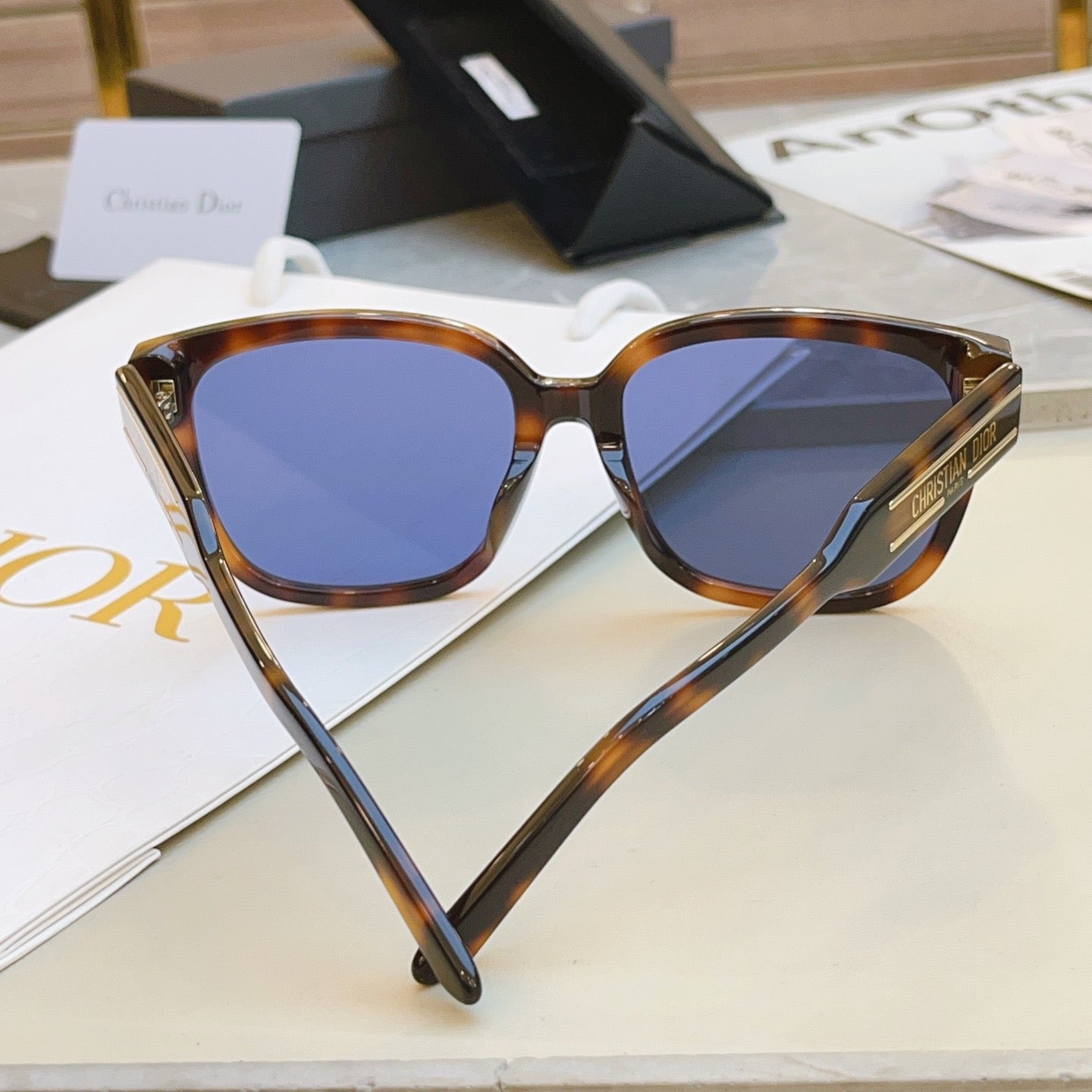 Inspired Dior Signature S7F – Oversized Square Sunglasses (1:1 Mirror Quality)- brown tortoise