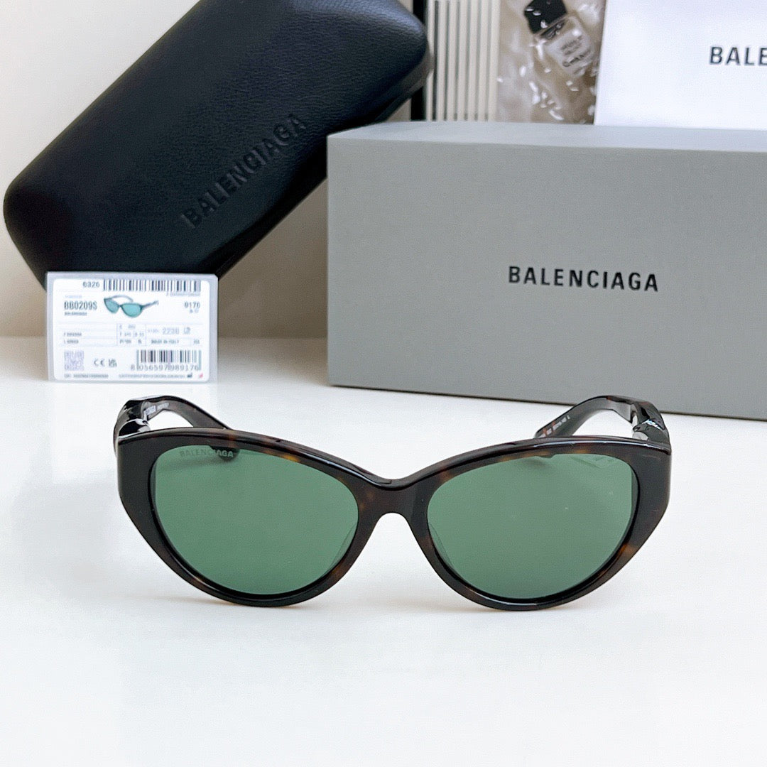 Inspired Balenciaga BB0209SA – Tortoise Cat-Eye Sunglasses (1:1 Mirror Quality)