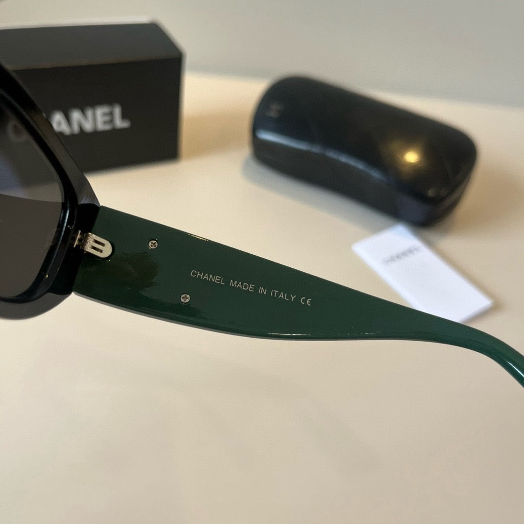 Inspired Chanel 5525 – Rectangular Acetate Sunglasses with Bold Logo Temples (1:1 Mirror Quality)