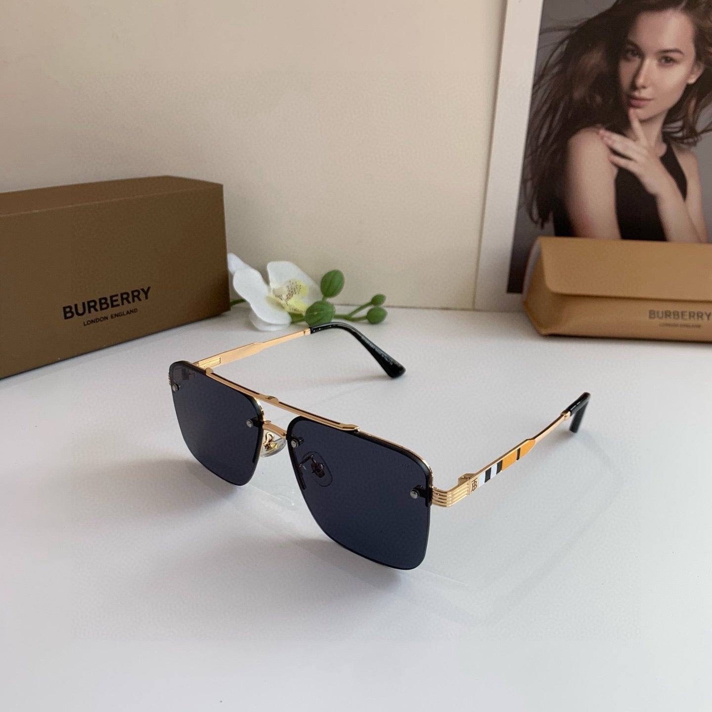 Inspired Burberry 24116 Aviator – Striped Temple Metal Sunglasses (1:1 Mirror Quality)- black