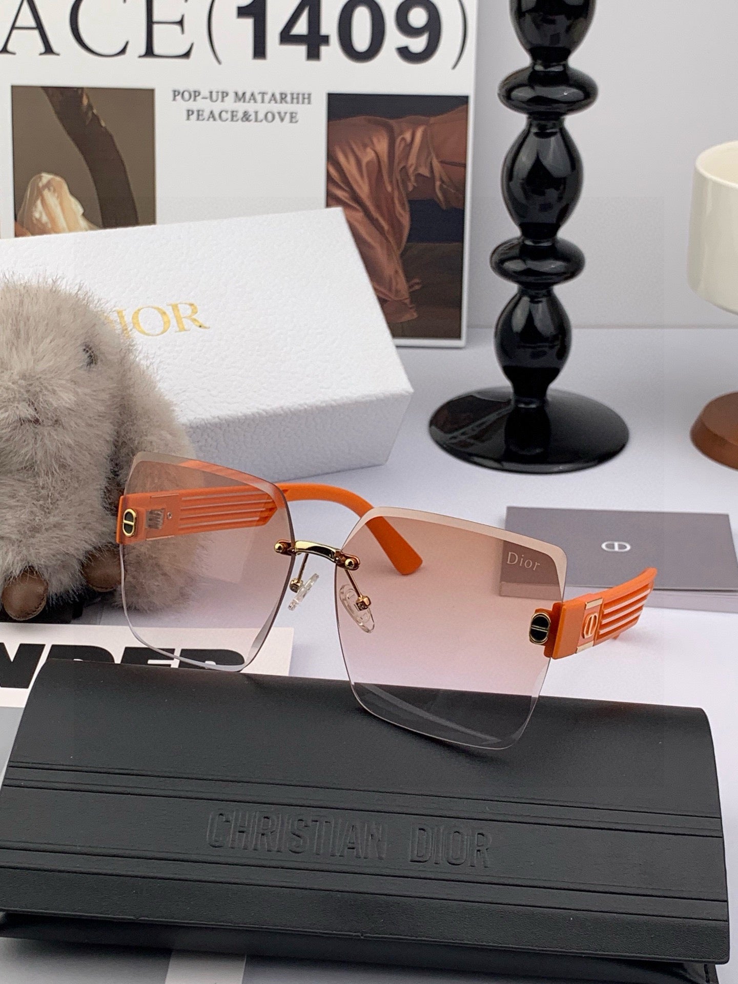 Inspired Dior D6296 – Rimless Square Gradient Sunglasses (1:1 Mirror Quality)