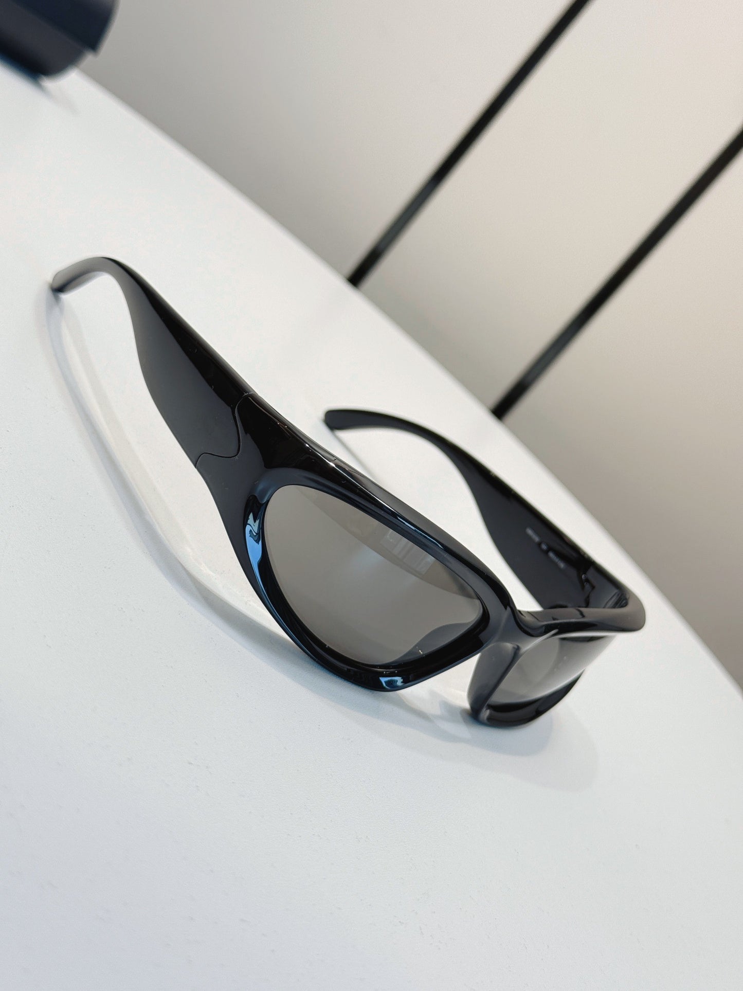 Inspired Balenciaga BB0157S – Retro Wrap-Around Sunglasses (1:1 Mirror Quality)