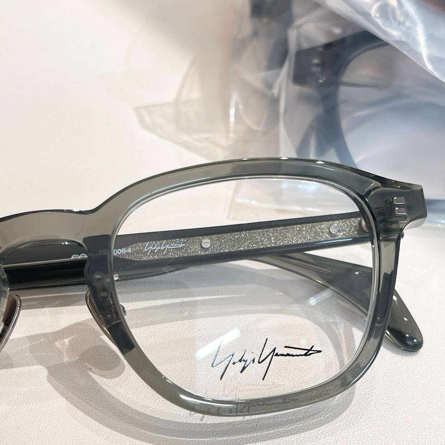 Model: 19-1006 Clear Grey Eyeglasses -Inspired Yohji Yamamoto