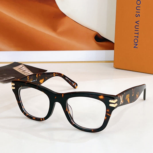 Louis Vuitton Z2927U – Classic Square Sunglasses (Inspired, 1:1 Mirror Quality)