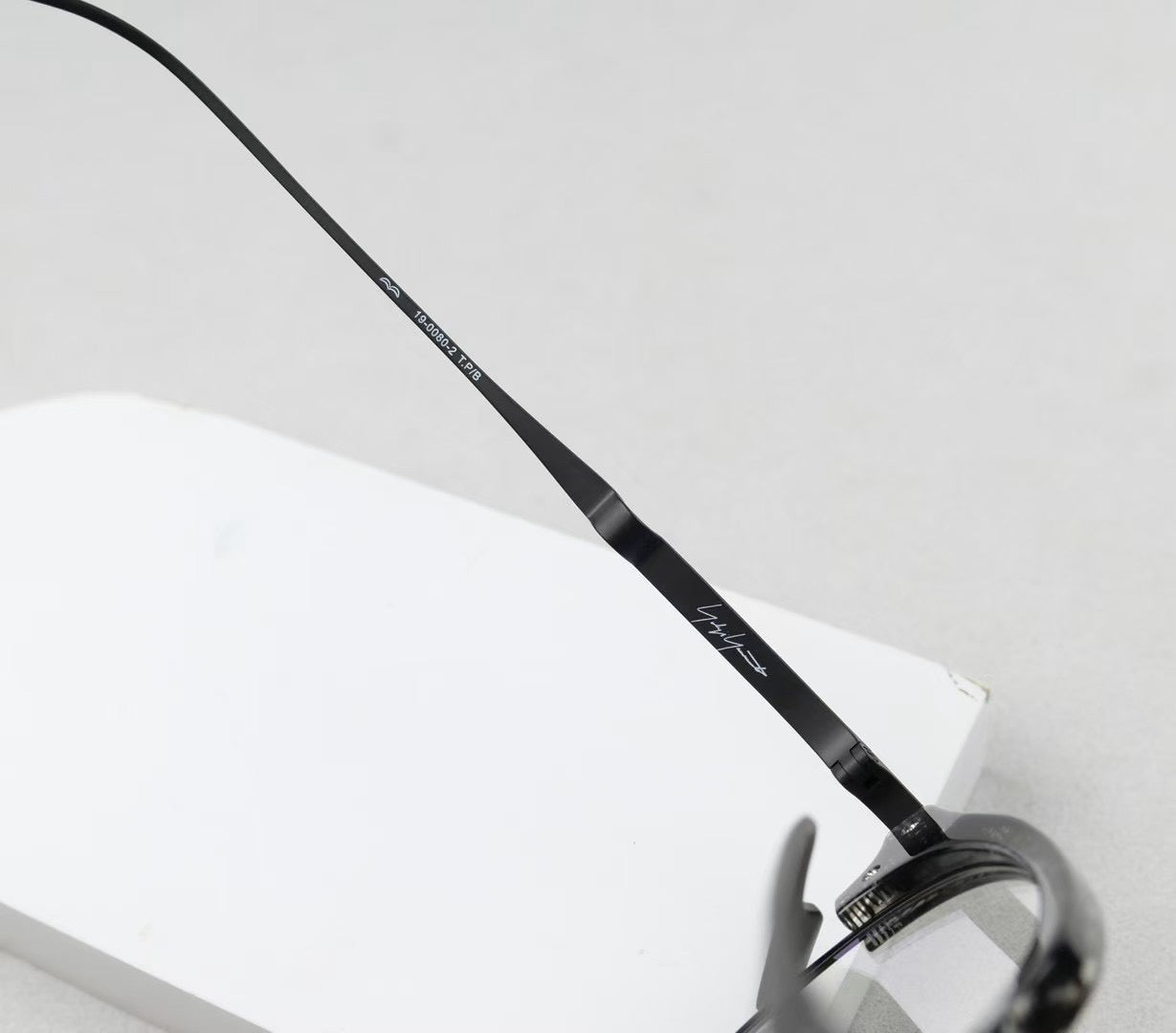 Model: 19-0080 Eyeglasses -Inspired Yohji Yamamoto