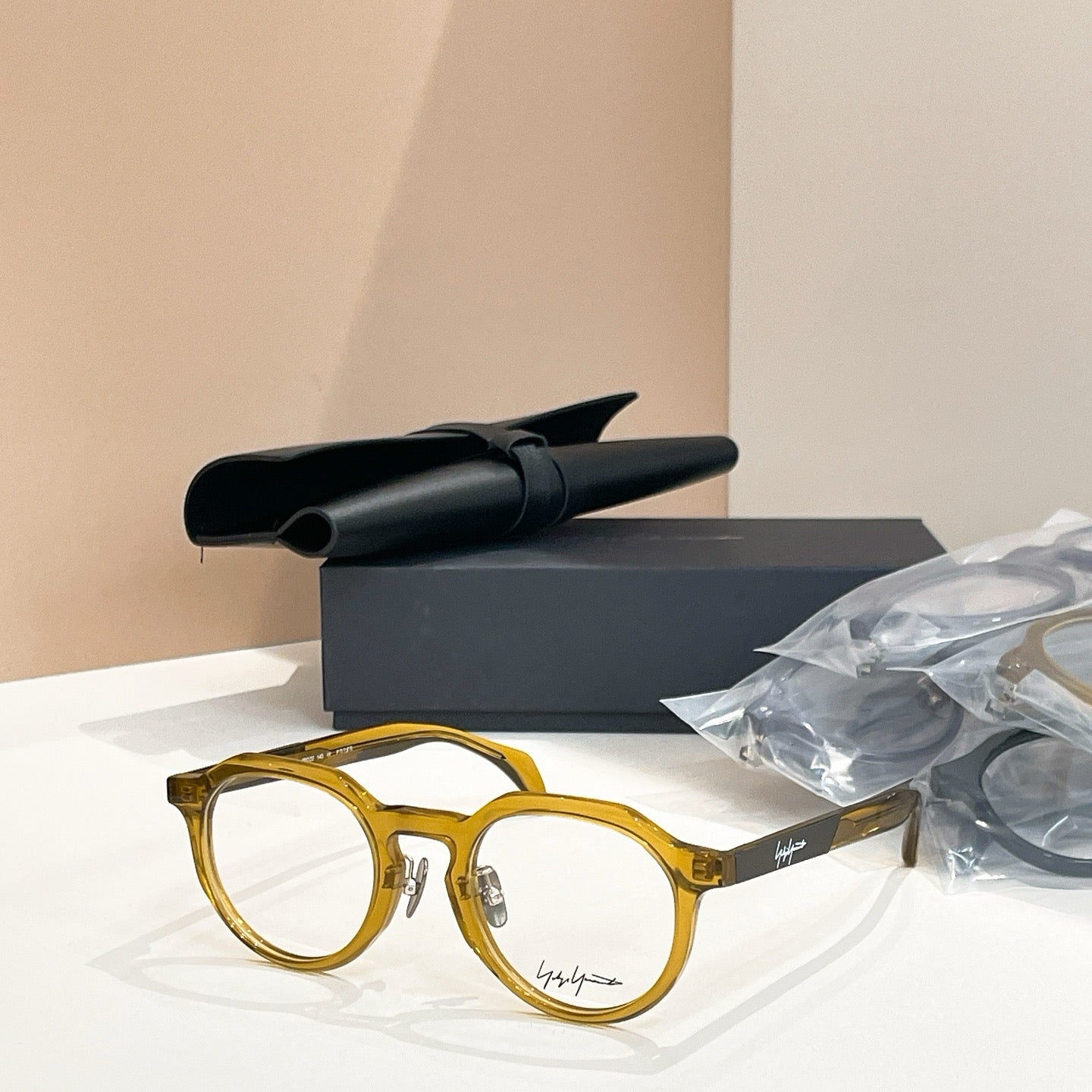 Model: 19-1005 Yellow Eyeglasses -Inspired Yohji Yamamoto